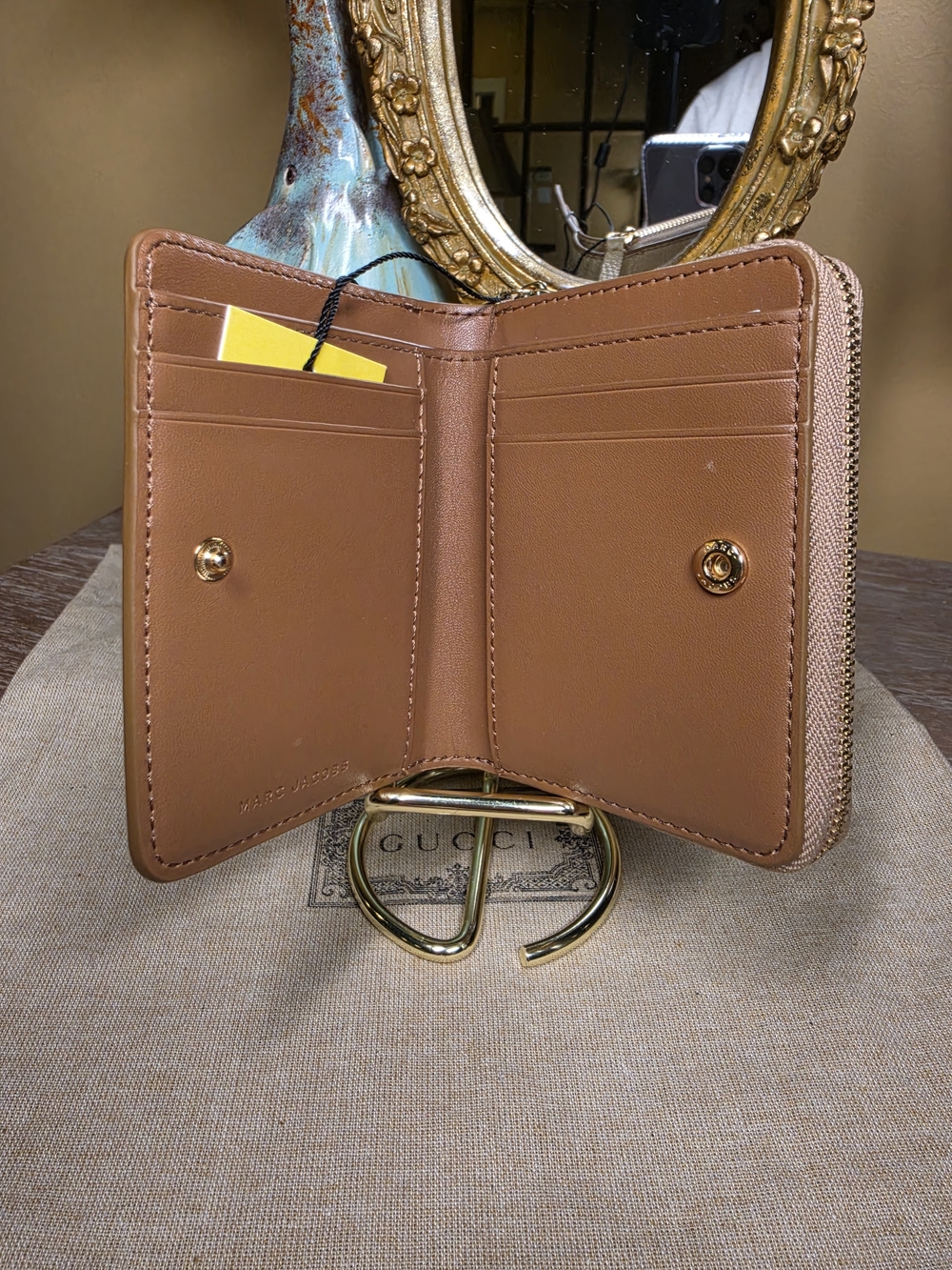 Marc Jacobs Pebbled Leather THE WALLET in Camel - NWT! - Picture 6 of 9